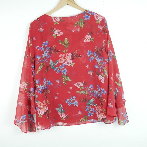 Cabi Devoted Blouse Medium Red Floral Chiffon Bell Sleeve Feminine Romantic - Picture 8 of 8